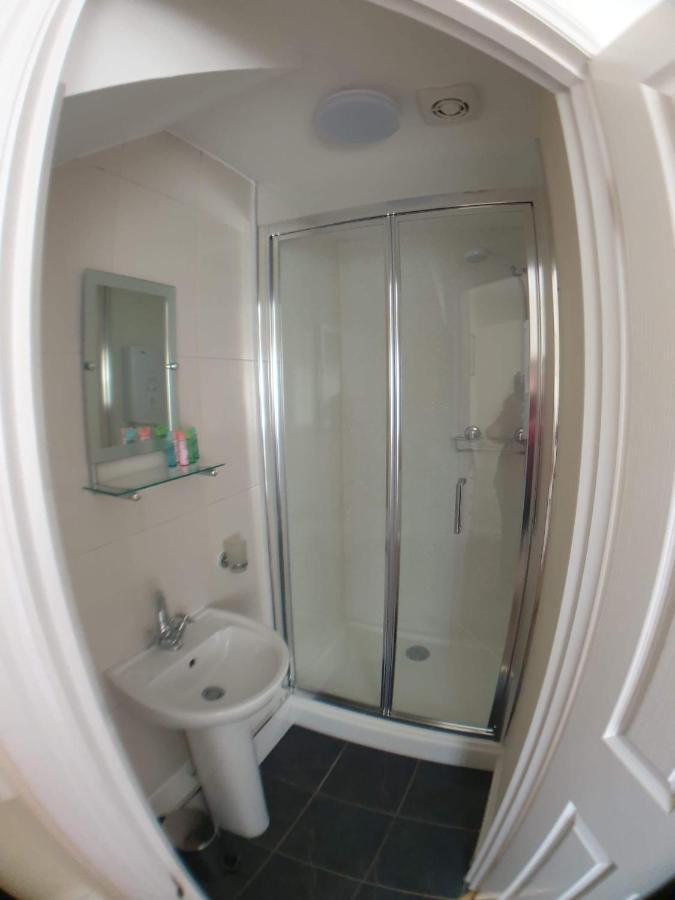 4 Bedroom House Уэймут Экстерьер фото