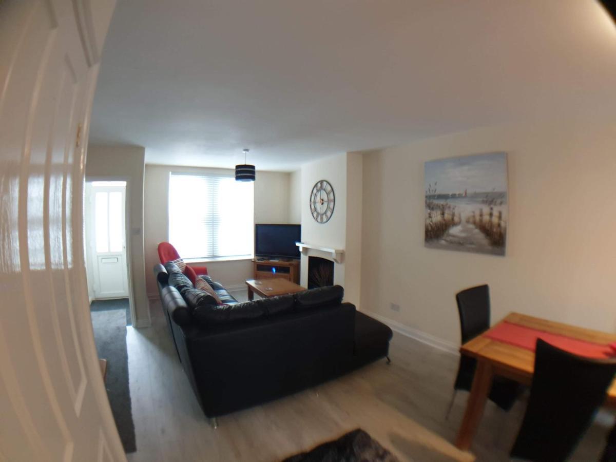 4 Bedroom House Уэймут Экстерьер фото